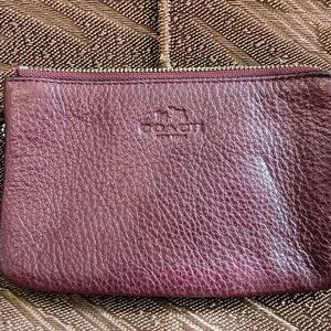 Coach Zip Card Pouch in Deep Wine